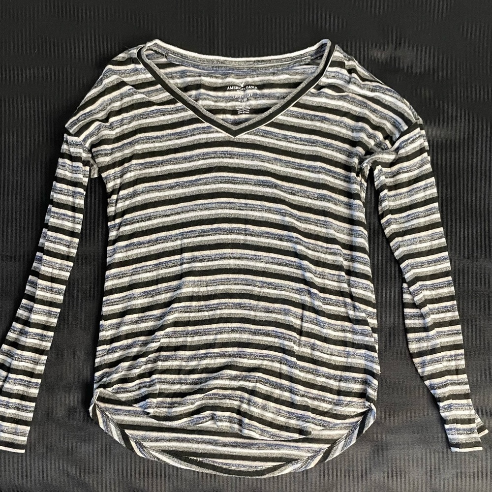 AE sweater